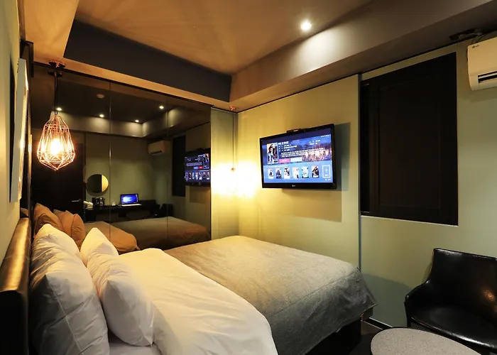 Hotel Sindang Rainbow